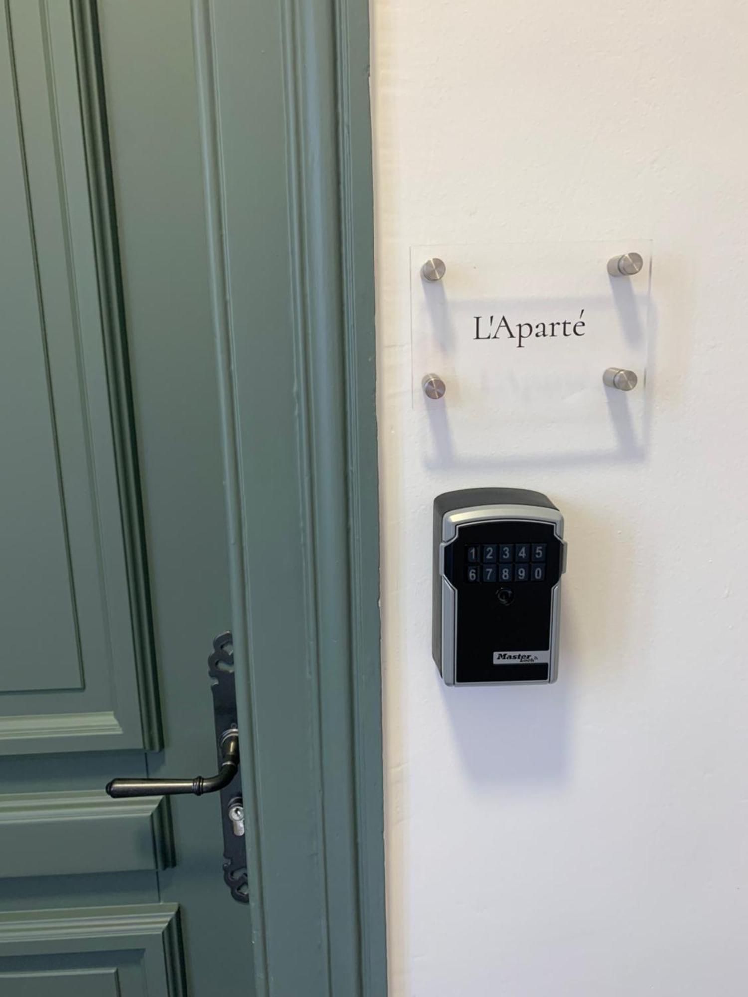 Le Carre Courtois Apartman Luisant Kültér fotó