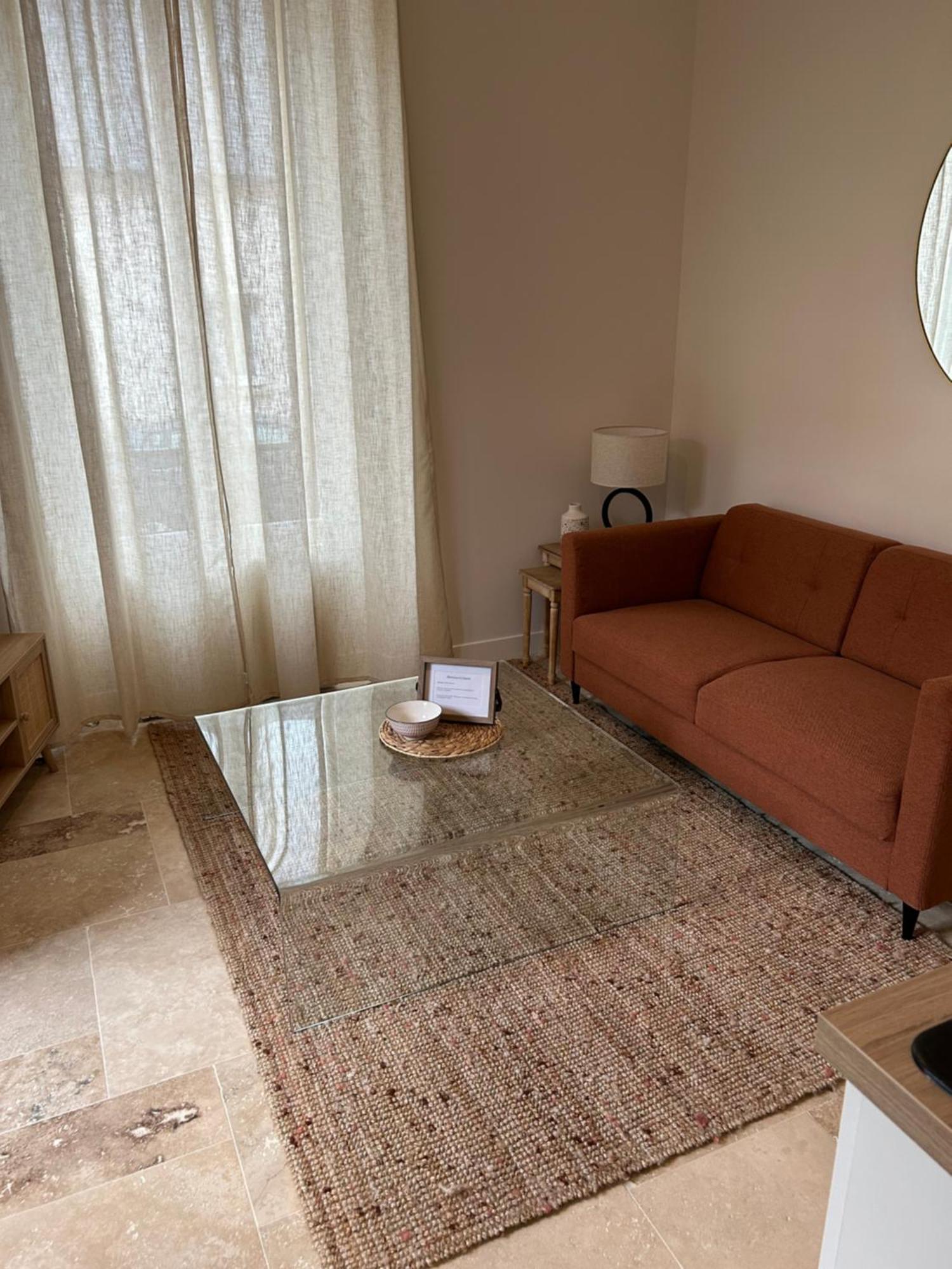 Le Carre Courtois Apartman Luisant Kültér fotó